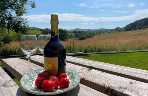 Longnor House | Stunning location for 4 with Pets Log fire Pass the Keys