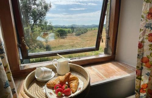 Longnor House | Stunning location for 4 with Pets Log fire Pass the Keys