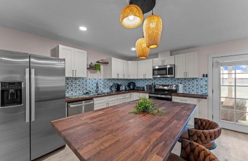 Paradise Valley Oasis House | Stunning Luxurious 4br Haven Perfect For Families