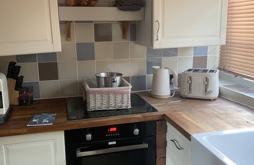 Queensbury Cottage | Stunning luxury updated cottage surrounded by countryside.