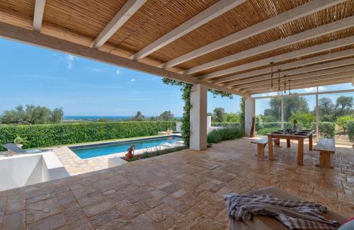 Carovigno Villa | Stunning luxury villa with trullo and sea view