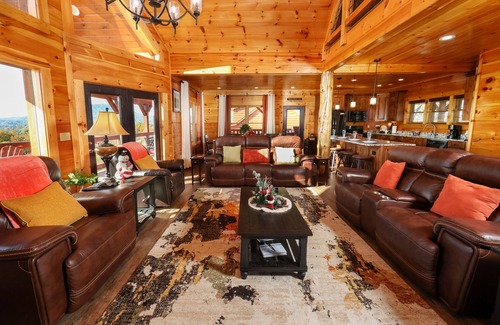 Sevierville Cabin | Stunning Mnt. Views, 4 Luxury King Br/6 Bath, Hot tub, Theater/Game rooms