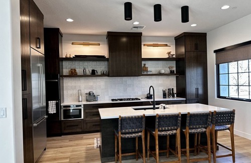Hurricane House | Stunning Modern European Luxury and Comfort Nestled Near Zion National Park