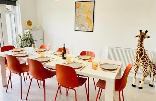 Cuddesdon House | Stunning Modern Four Bed Home Near Witney & Oxford