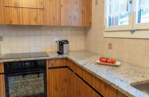 Adelboden Ski Chalet | Stunning Mountain Views the Heart of Adelboden w/Luxurious Steam Shower