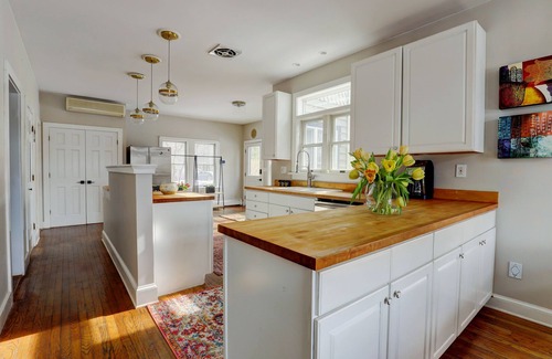 New Paltz House | Stunning Mountain Views, Pool, NEW Hot Tub and Sauna