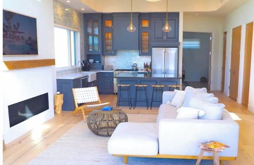 Pierpont Bay House | Stunning New Construction Steps From The Beach