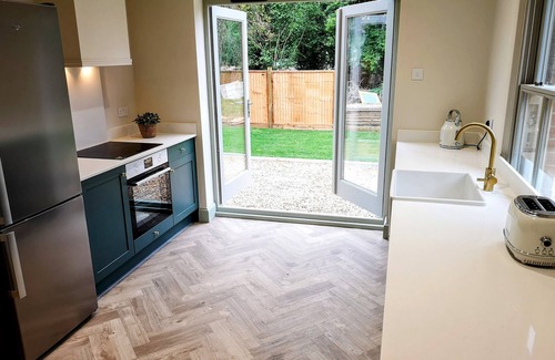 New Forest District Cottage | Stunning New Forest Cottage Close to Paultons Park/Peppa Pig World