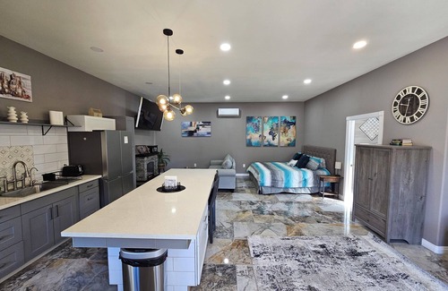 Mojave Desert Apartment | Stunning New House by Death Valley, Amazing Views!