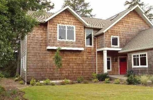 Gearhart House | Stunning New Lodge-Like 4500 Sq Ft. Custom Home