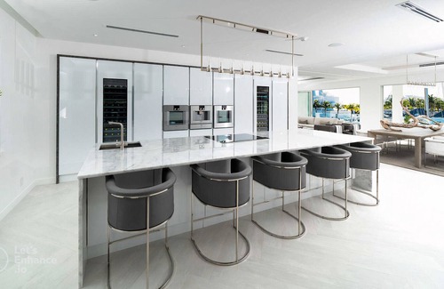 Palm Cay Condo | Stunning New Luxury Waterfront Condo, Palm Cay, The Bahamas