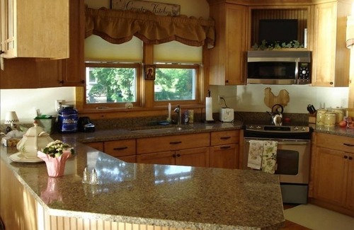 Niverville House | Stunning Newer Lakefront Home Near Berkshires wGourmet Kitchen