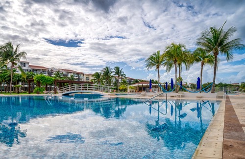 Ejidal Apartment | Stunning Ocean Front By Condo Boutique