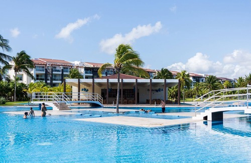 Ejidal Apartment | Stunning Ocean Front By Condo Boutique