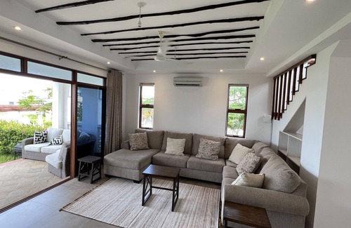 Mtwapa Villa | Stunning ocean views villa