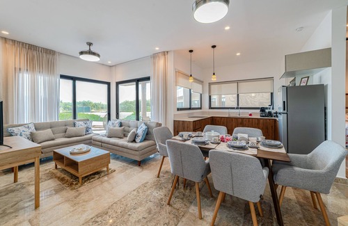 Telchac Puerto Apartment | Stunning oceanfront retreat perfect for families