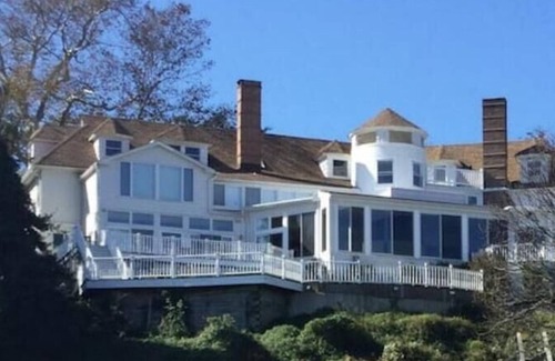 Sea Bright House | Stunning Oceanfront Family/Executive Retreat
