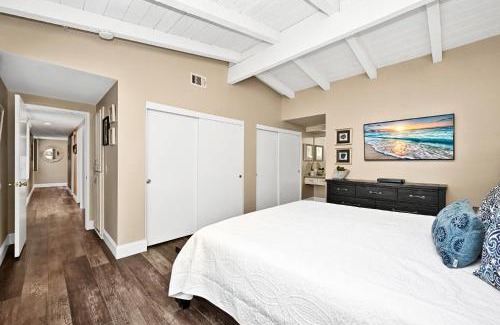 Balboa Peninsula House | Stunning Oceanfront Retreat in Newport Beach