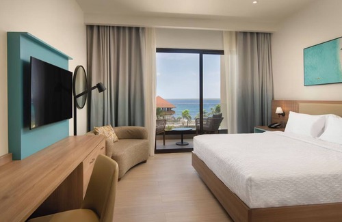 La Romana Hotel | Stunning Oceanfront – Welcoming Room with Breathtaking Sea Views