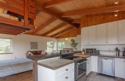 Montara House | Stunning Oceanview Coastal Home – Beach, Trails, Family Activities