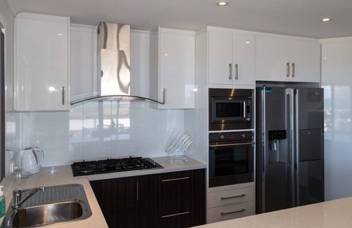 Carrickalinga House | Stunning on Stacey - 42 Stacey Drive