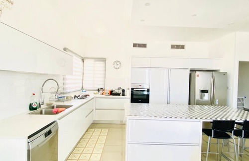 Eilat House | Stunning Penthouse with sea views and private heated pool