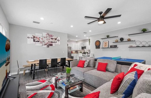 Ybor City Apartment | Stunning & Perfect Home Near Downtown Tampa & YBOR