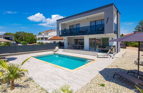 Skrbcici House | Stunning private villa for 10 guests with A/C, private pool, WIFI, TV, terrace and parking