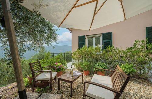 Sestri Levante House | Stunning private villa for 4 guests with A/C, WIFI, TV and patio