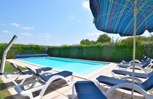 Saint-Georges Villa | Stunning private villa for 11 people with private pool, TV, terrace and parking