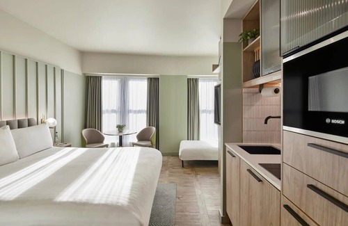 Bread Street Apartment | Stunning & Private Studio with Great Location