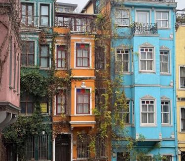 Balat Villa | Stunning Private House in Balat