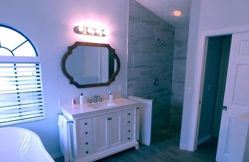 North River Shores Apartment | Stunning Private King studio with screened in Pool,new furniture.Near everything