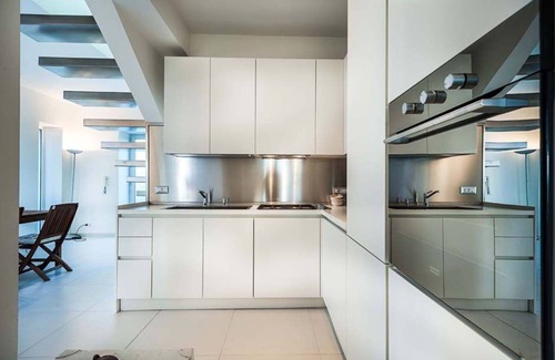 Torregrotta Villa | Stunning private villa with WIFI, hot tub, A/C, TV, terrace, panoramic view and parking