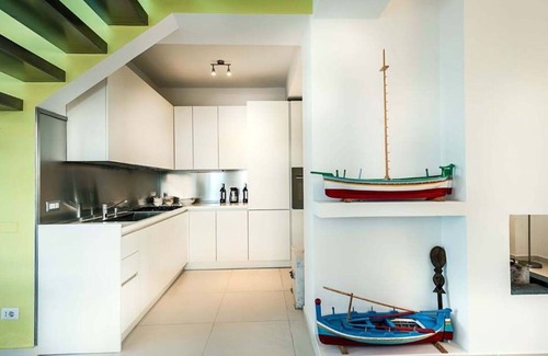 Torregrotta Villa | Stunning private villa with WIFI, hot tub, A/C, TV, terrace, panoramic view and parking