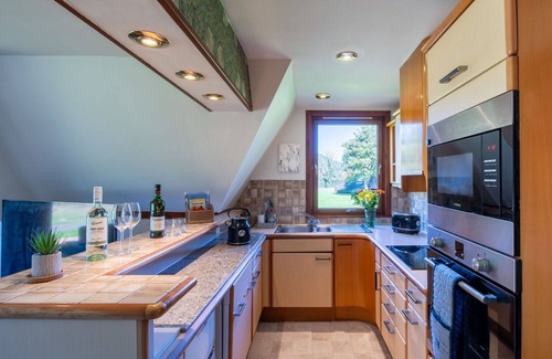 South Laggan House | Stunning private villa for 4 people with WIFI, TV, terrace, pets allowed, panoramic view and par.