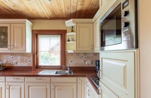 Langeberg House | Stunning private villa for 8 people with WIFI, TV and terrace