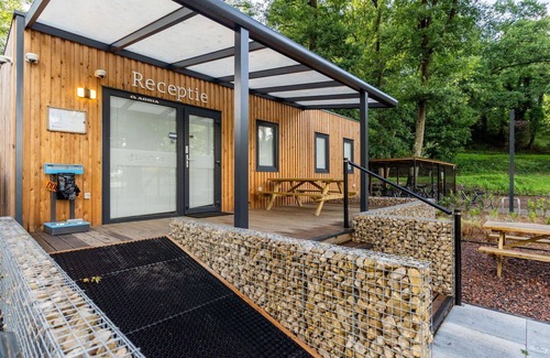 Langeberg House | Stunning private villa for 8 people with WIFI, TV and terrace