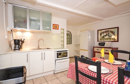 La Touche Villa | Stunning private villa for 2 guests with WIFI, TV, terrace, pets allowed and parking