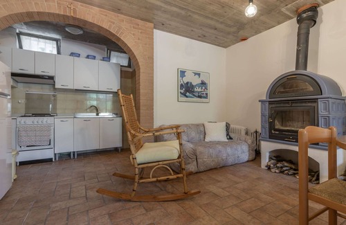 Bolognola House | Stunning private villa with WIFI, TV, balcony, pets allowed, panoramic view and parking