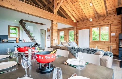Ovronnaz House | Stunning private villa for 8 people with WIFI, TV, terrace and panoramic view