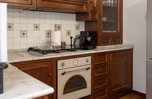 Anghiari House | Stunning private villa for 7 people with private pool, WIFI, TV, terrace, pets allowed and parking
