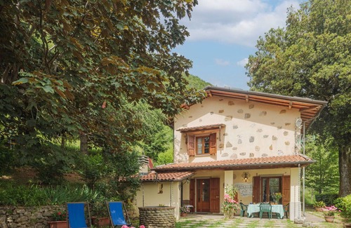 San Rocco in Turrite Villa | Stunning private villa for 5 people with WIFI, TV, terrace, pets allowed and parking