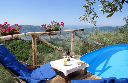 Camaiore House | Stunning private villa for 4 people with private pool, WIFI, TV, terrace, panoramic view and par.