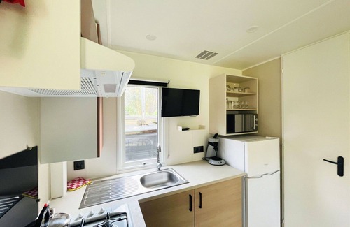 Nieuwe Heide House | Stunning private villa for 4 people with WIFI, TV, terrace and parking