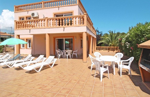 Casas de Torrat Villa | Stunning private villa with WIFI, A/C, private pool, TV, terrace, pets allowed and parking