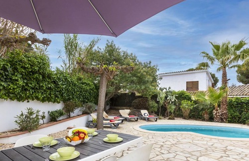 Rio d'Oro House | Stunning private villa for 8 guests with WIFI, A/C, private pool, TV, terrace and parking