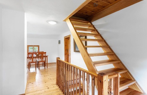 Kamen Villa | Stunning private villa for 6 guests with WIFI, private pool, TV, patio and parking