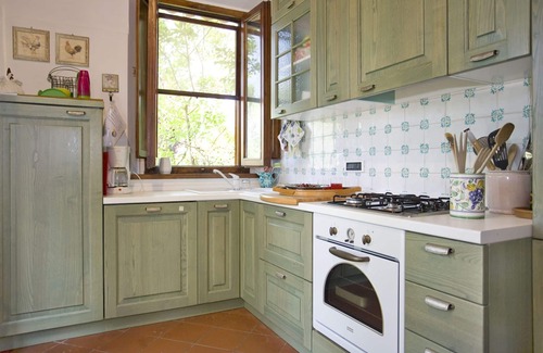 Palaia Villa | Stunning private villa for 8 people with private pool, WIFI, TV, patio and parking
