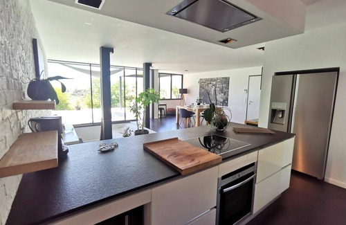 Saint Pierre de Feric Villa | Stunning private villa for 8 guests with WIFI, A/C, private pool, TV, terrace and parking